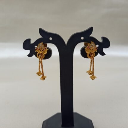 Gold plated earring