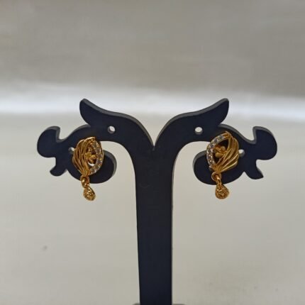 Gold plated earring