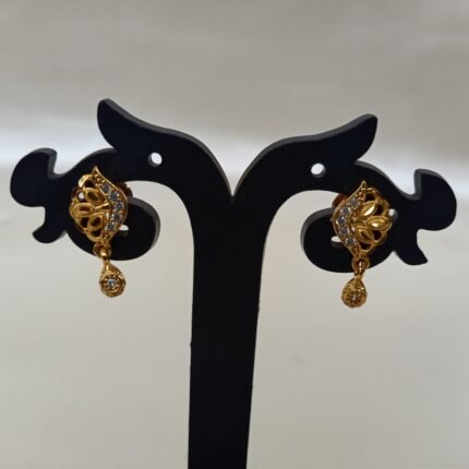 Gold plated earring